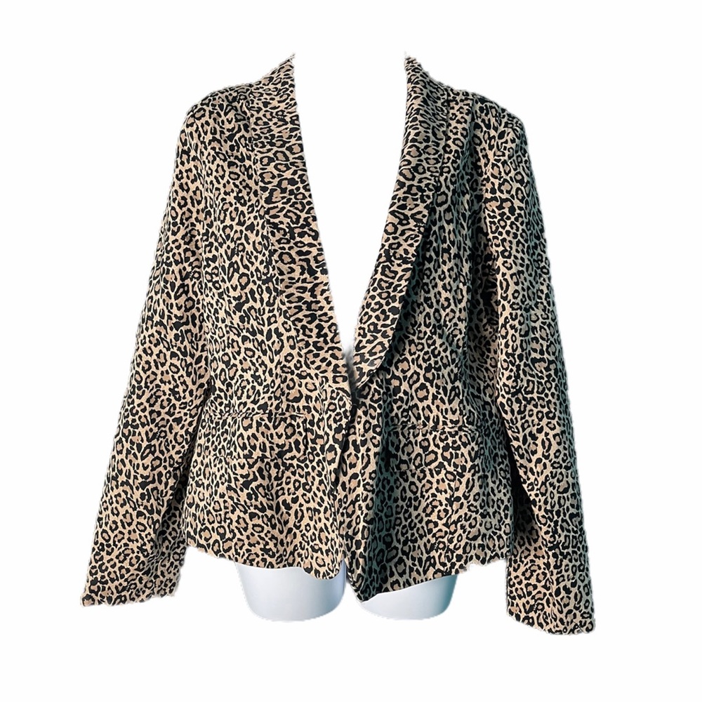 Discovery Clothing Leopard Print Blazer, size XL